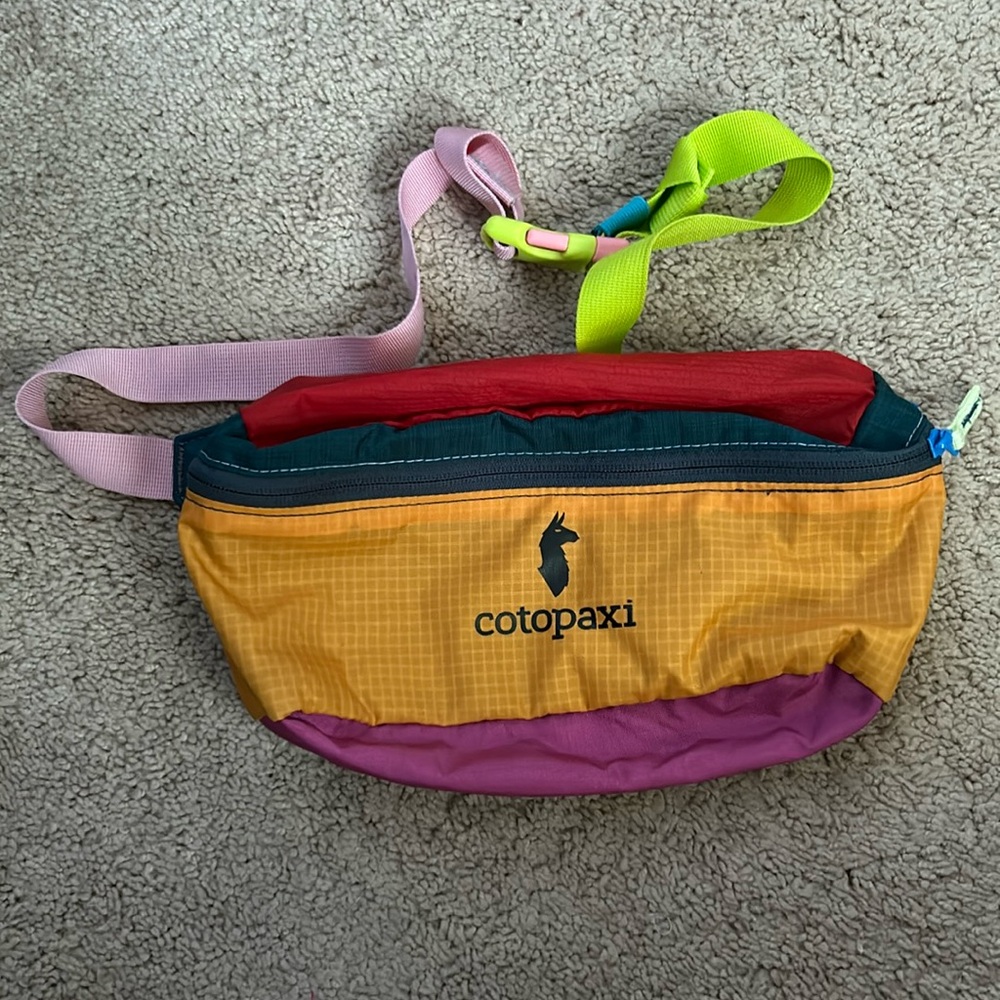 Cotopaxi Bataan 3L fanny pack